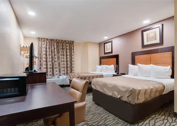 Quality Inn Lees Summit - Kansas City