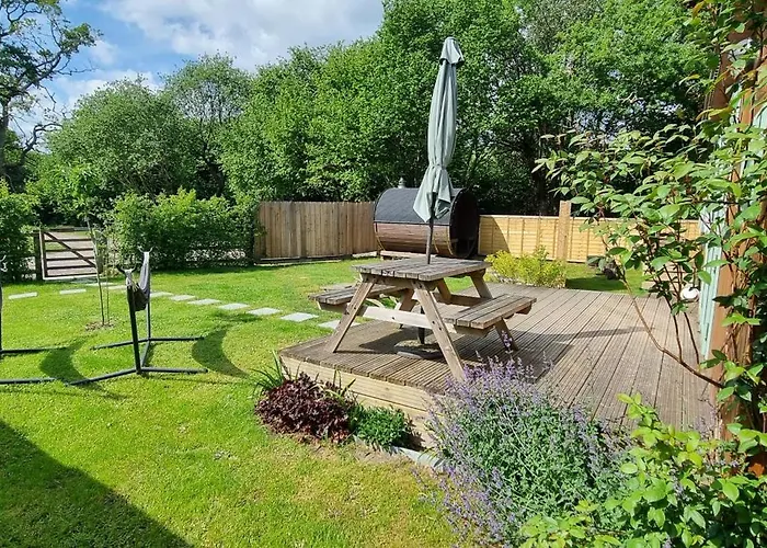 The Hideaway Cabin At Hidden Wood Glamping