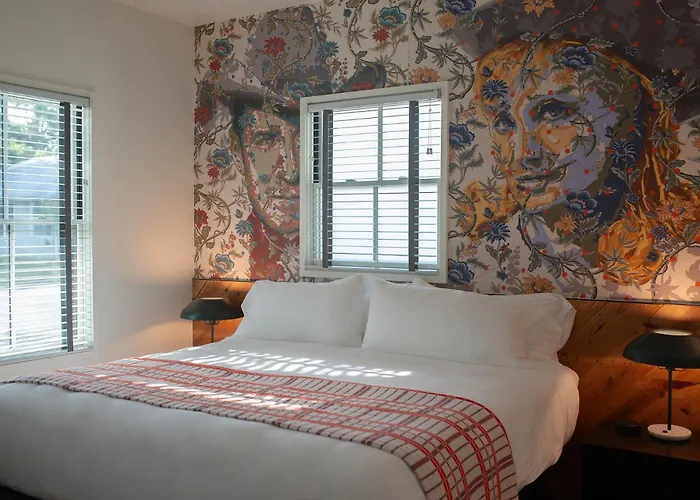 Talbot Commons Hotel