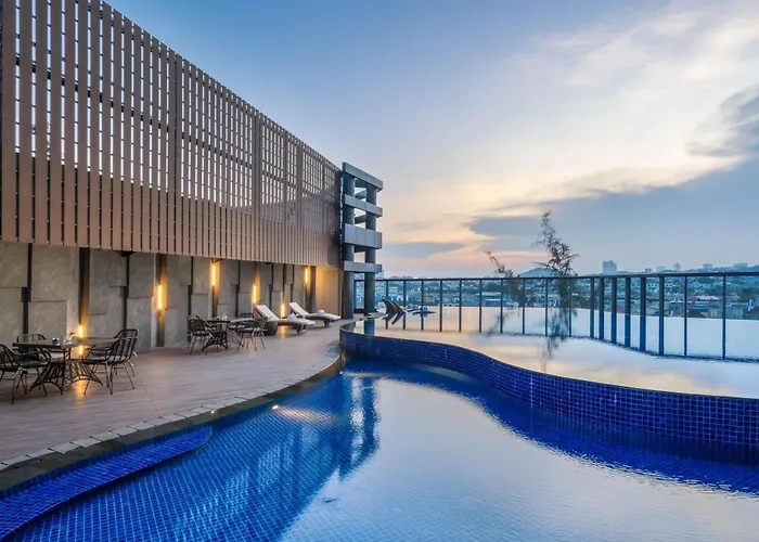 Grand Mercure Batam Centre