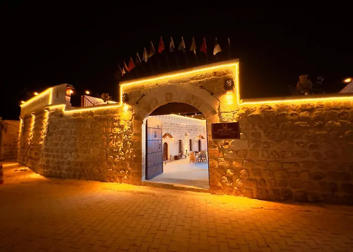 ŞAHMERAN HOTEL&Cafee