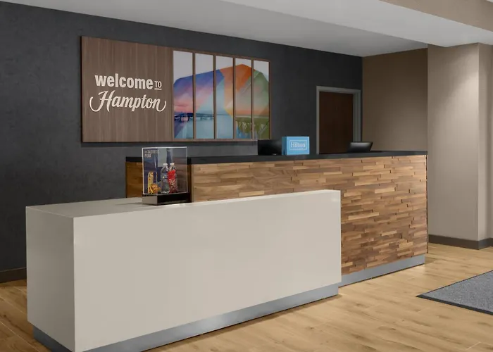 Hampton Inn & Suites By Hilton Long Island Farmingdale