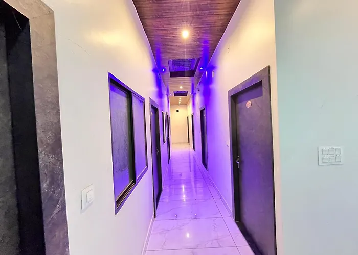 Hotel Shree Bageshwar Inn