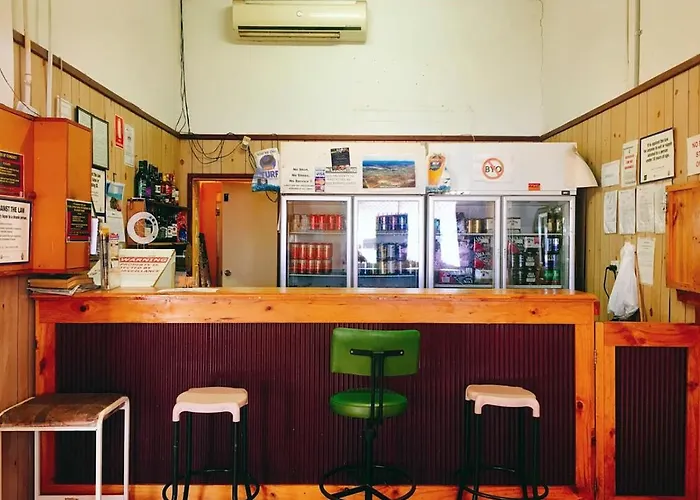 Meekatharra Hotel Accommodation With Food Option