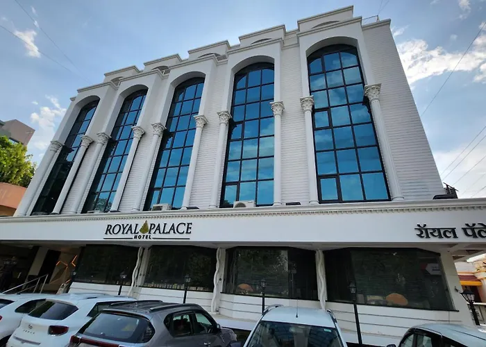 Hotel Royal Palace Jalgaon