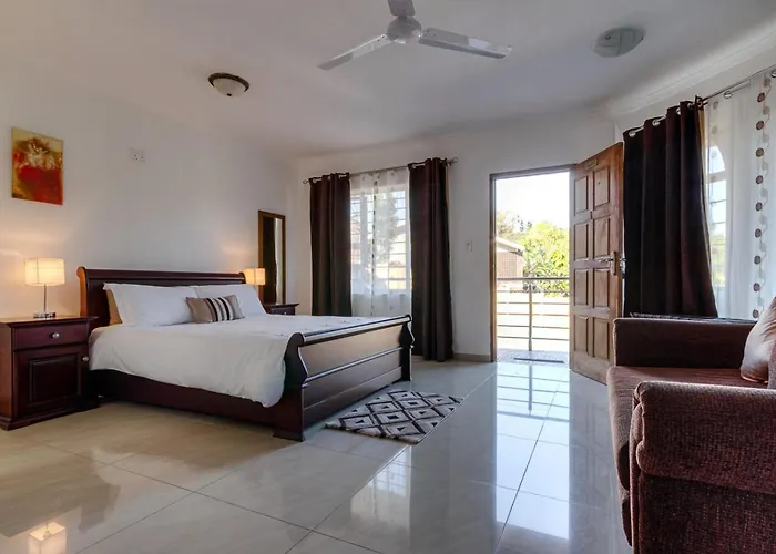 Bernevece Retreat Empangeni Air-Con Ensuite Rooms