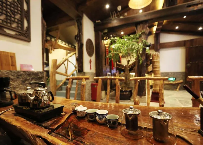 Zhangjiajie Xiangxi Dream Weaver Inn & Tianmen Mountain National Forest Park & Free Pick-Up & Breakfast,Coffee,Tea