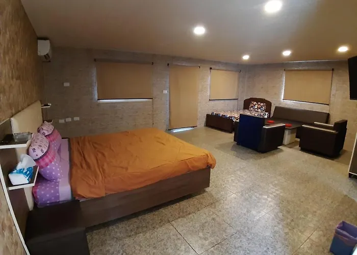Mounes Hotel
