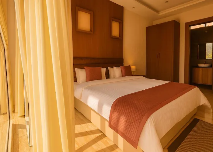 Xenious Opulent Hamirpur