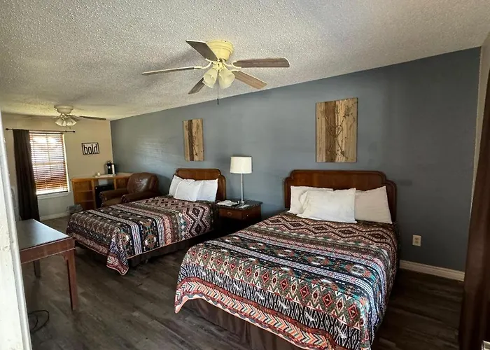 Four Horsemen Motel