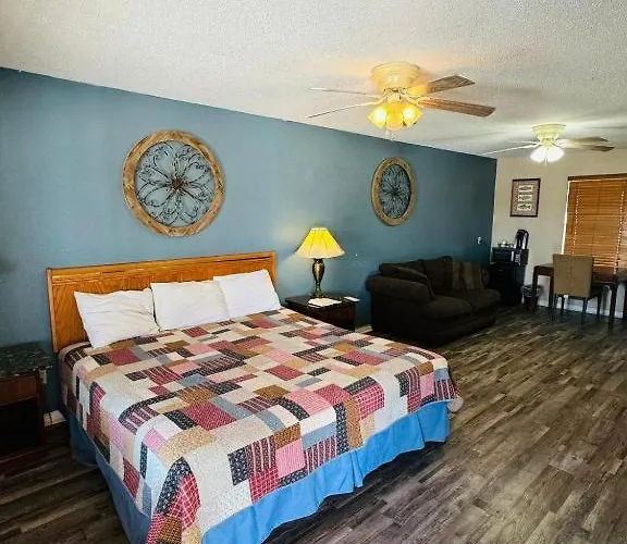 Four Horsemen Motel