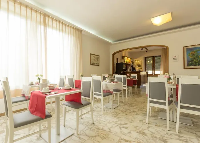 Hotel Roma