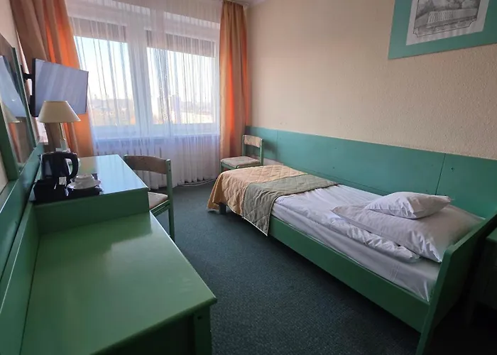 Hotel Gromada Pila