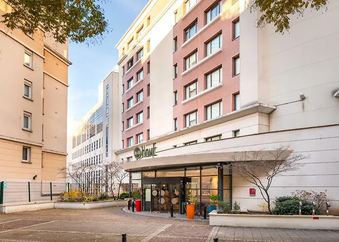 B&B HOTEL Rueil-Malmaison Gare