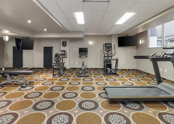 Best Western Plus Chocolate Lake Hotel - Halifax