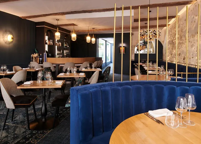 Maison Des Ambassadeurs, A Small Luxury Hotels