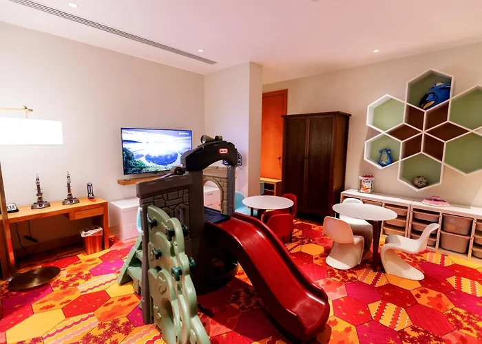 Ramada Hotel & Suites By Wyndham Al Qassim