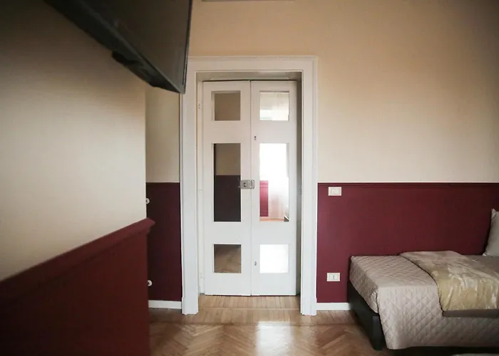 Albergo Garisenda Con Terrazza Panoramica Sulle Due Torri