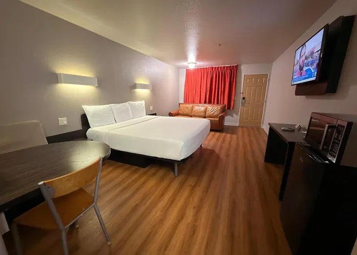 Motel 6-Apache Junction, AZ