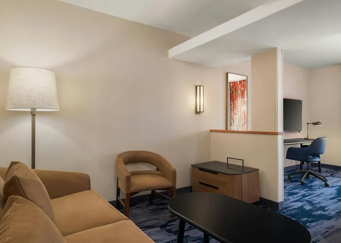 Fairfield Inn & Suites By Marriott Cumberland