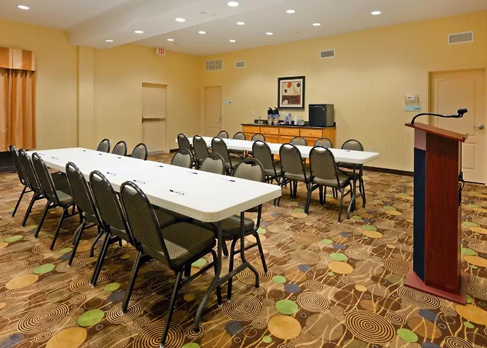 Holiday Inn Express Hotel & Suites Greenville By Ihg