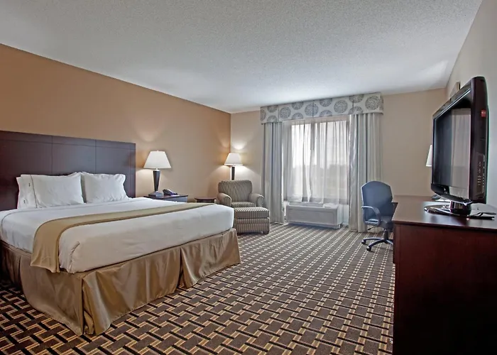 Holiday Inn Express Pembroke By Ihg
