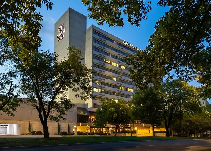 Crowne Plaza Knoxville Downtown University By Ihg
