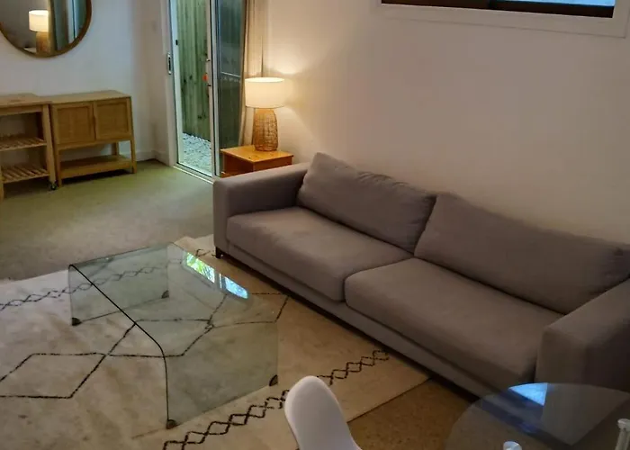 Tallow Beach Motel (Adults Only)