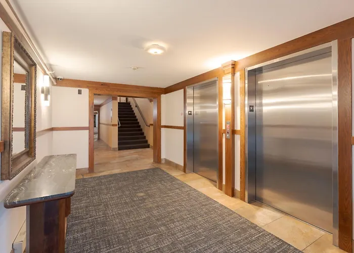 Best Western Plus Grantree Inn