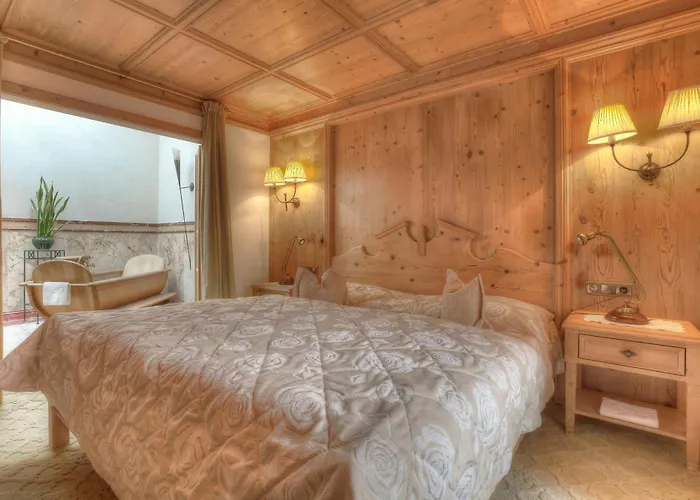 Hotel Fanes