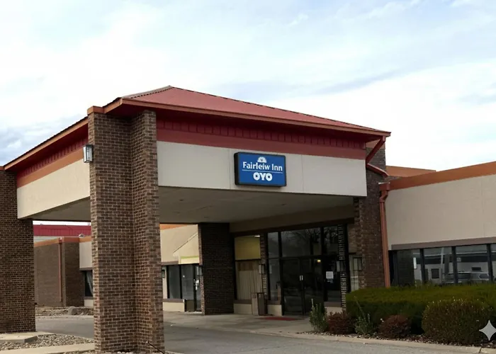 Fairview Inn By Oyo Hesston I-135