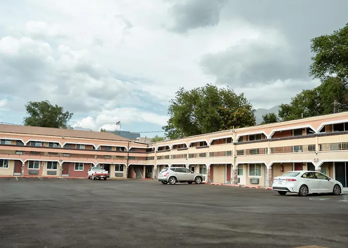 Provo Inn & Suites