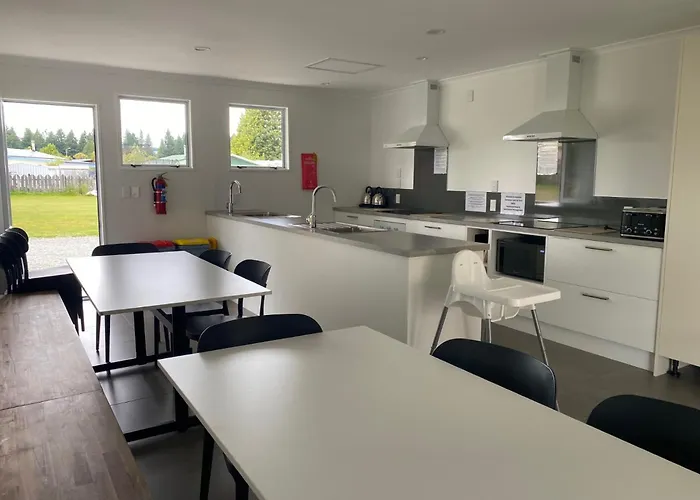 Parklands Motel & Apartments Te Anau