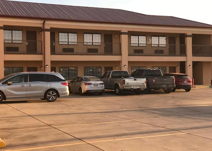 Texas Inn & Suites