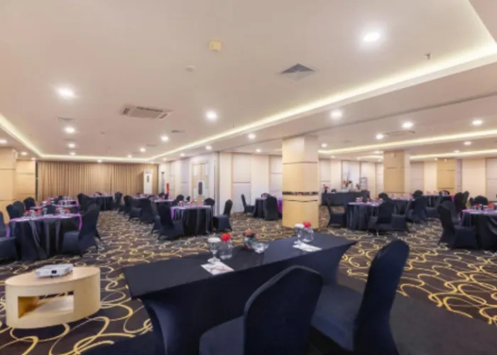 Quest Hotel Darmo - Surabaya By Aston
