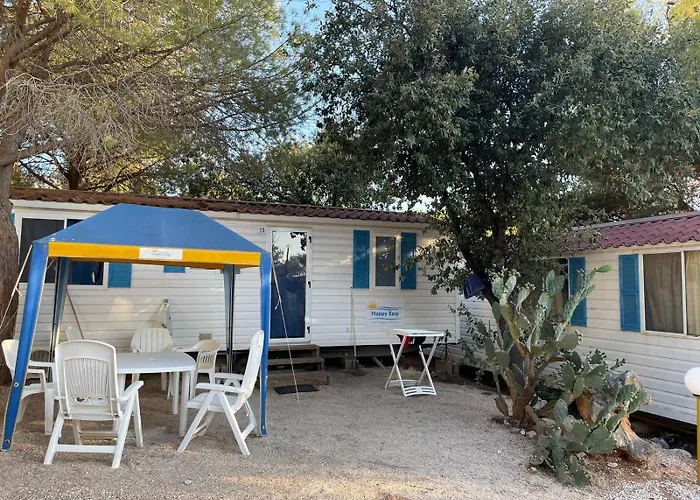 Happy Camp Mobile Homes In El-Bahira Camping Village