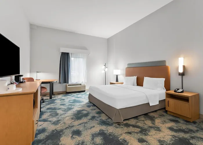 Hampton Inn & Suites Pensacola/I-10 Pine Forest Road