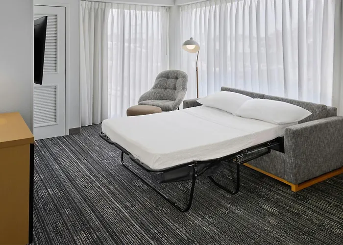 Towneplace Suites By Marriott Lawrence Downtown