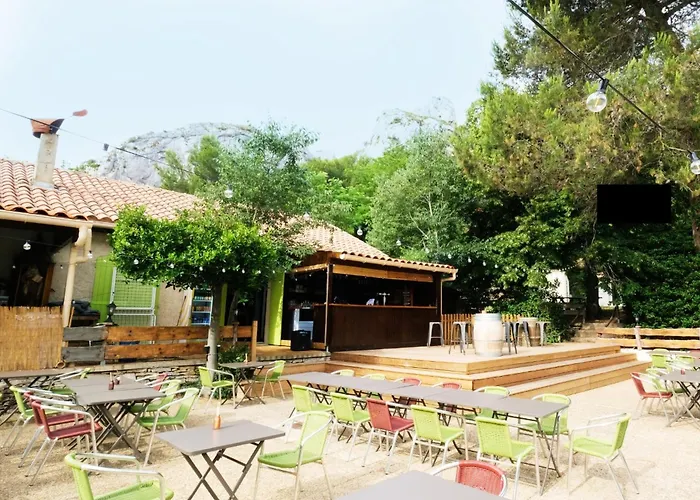 Camping De La Vallee Heureuse