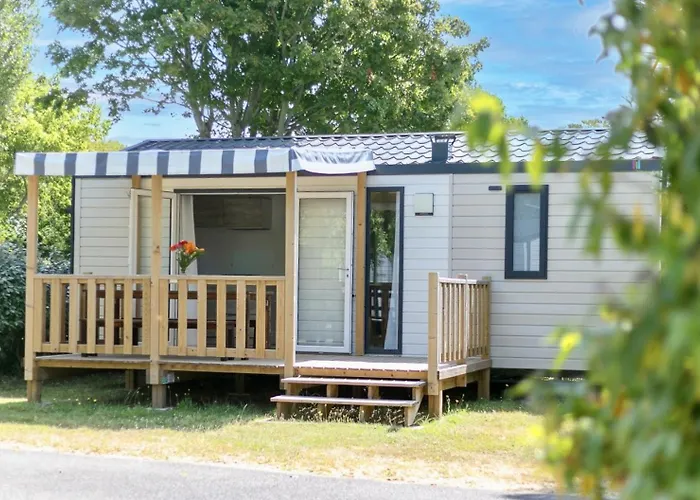 Camping Le Village De La Mer