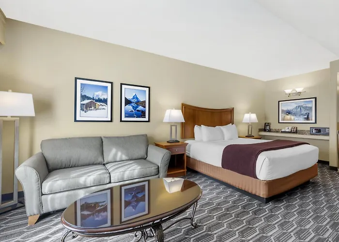 Best Western Plus Swiss Chalet Hotel & Suites