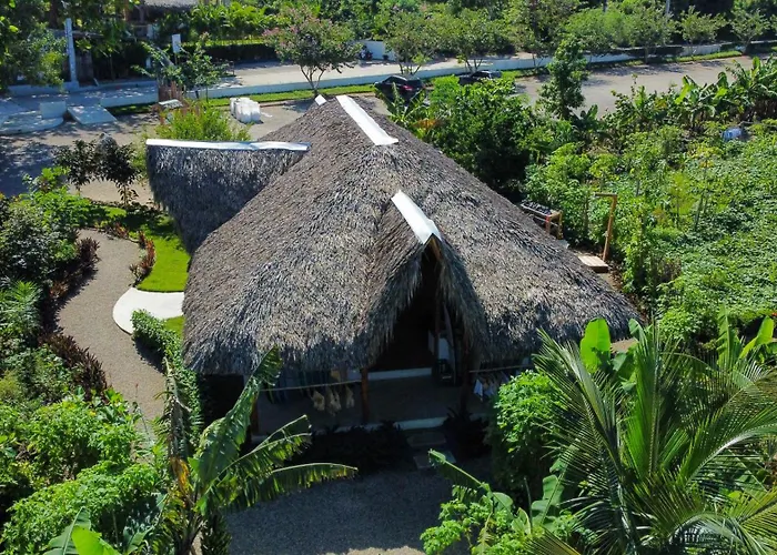 El Encuentro Surf Lodge