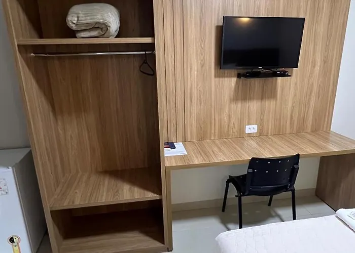 HOTEL PLAZA PONTES e LACERDA