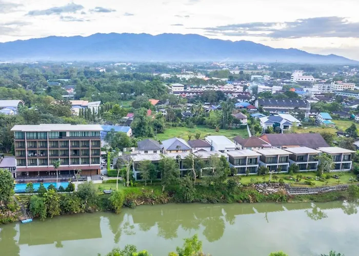 Riverawan Hotel