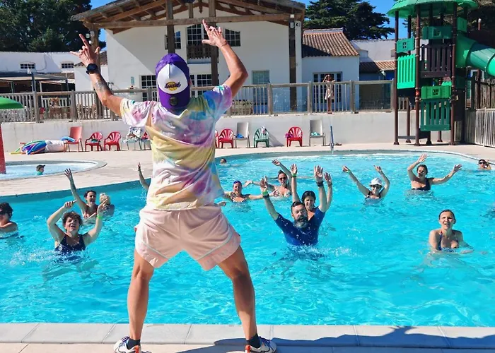 Camping Les Maraises