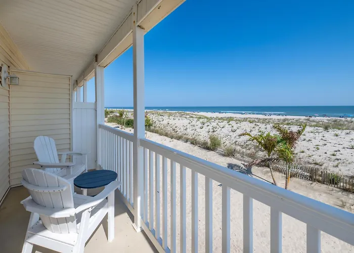 Drifting Sands Oceanfront Hotel