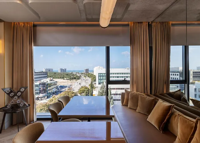 Publica Isrotel, Autograph Collection