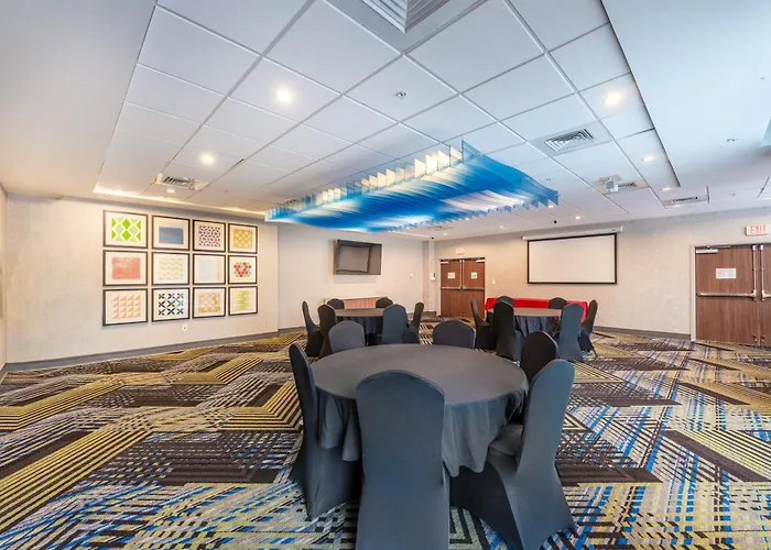 Holiday Inn Express & Suites Nashville North - Springfield By Ihg