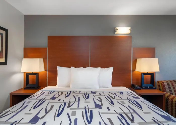 Travelodge By Wyndham Albuquerque West