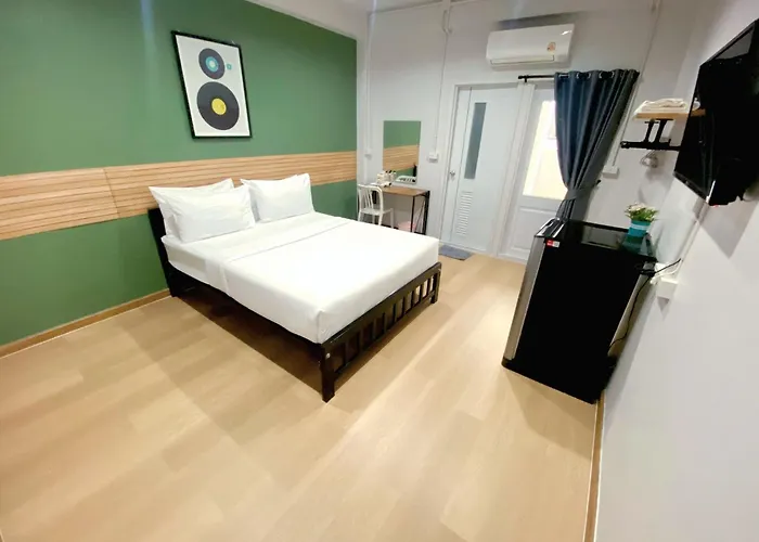 9Ty Hotel